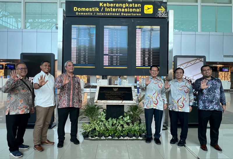 Sarawak Transport Minister urges Federal approval for direct bus service between Sarawak, Kalimantan