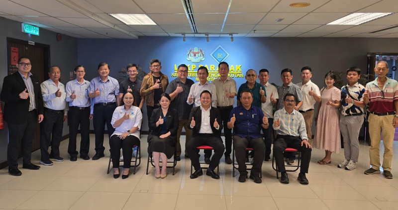 9 stage bus operators partner with Board to enhance public transport connectivity in Sarawak