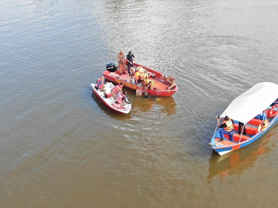 Body of 34yo man reported to have fallen off Sg Maong Bridge found