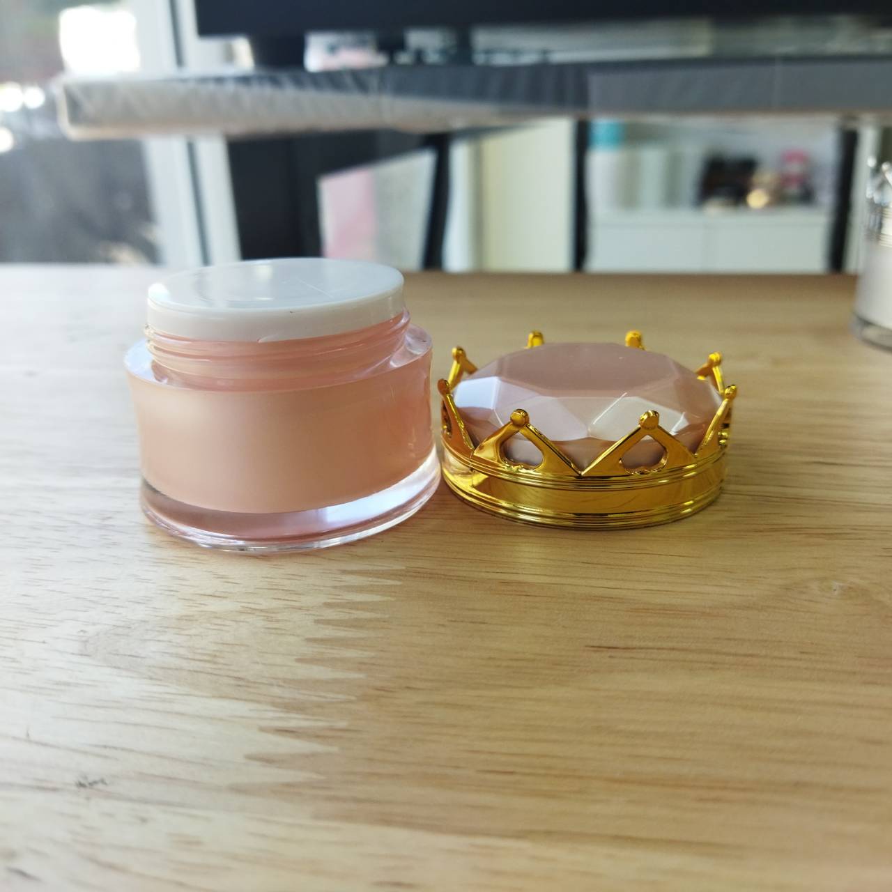 กระปุกครีม ตลับครีม 5 กรัม 10กรัม ร้านดีเบลพ้นท้ายนรสิงห์