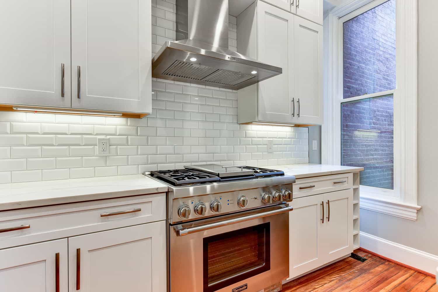 https://i0.wp.com/dbmc.us/wp-content/uploads/2021/01/goldenberg_kitchen_3.jpg?fit=1500%2C1000&ssl=1