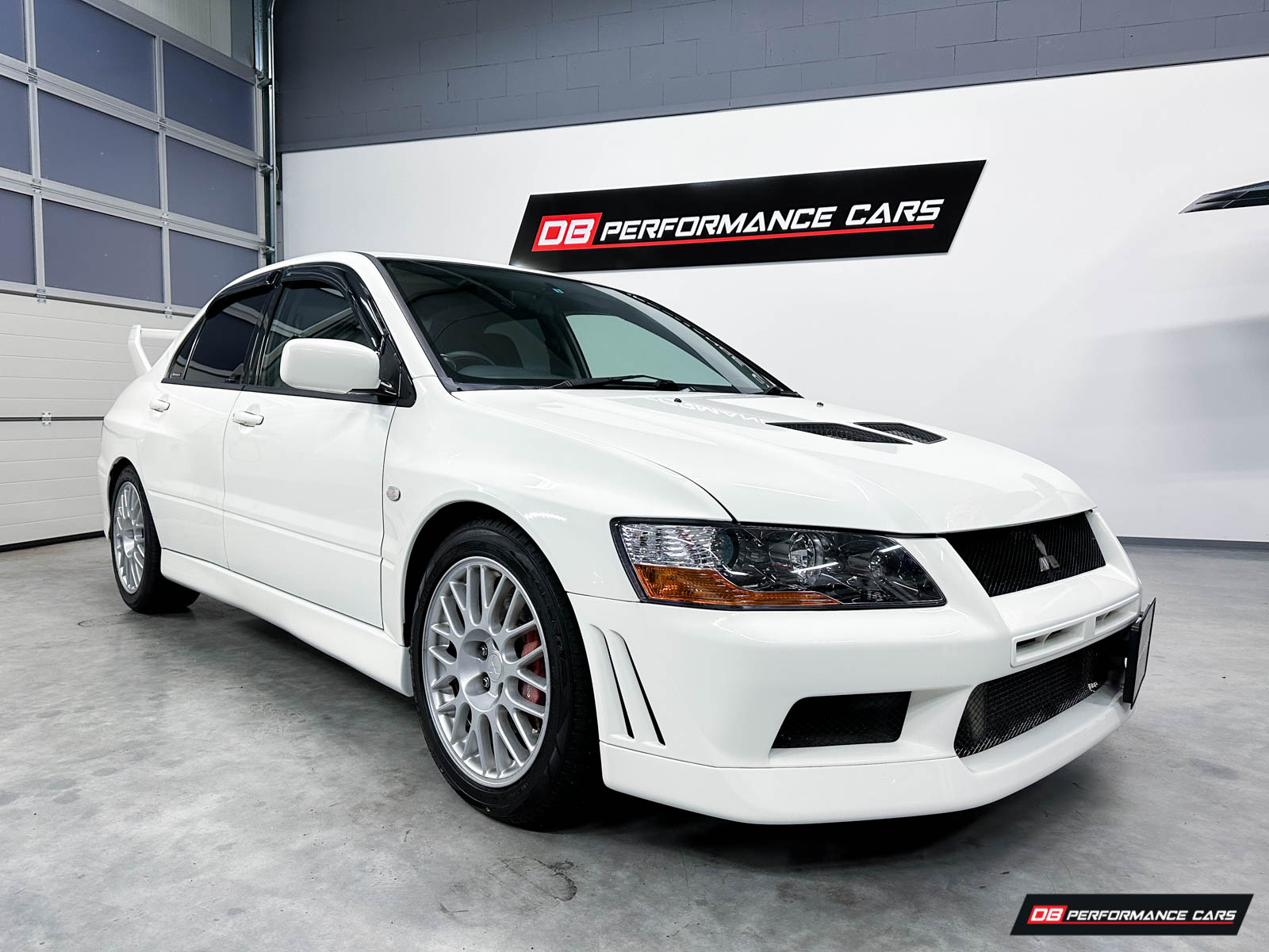 Mitsubishi lancer