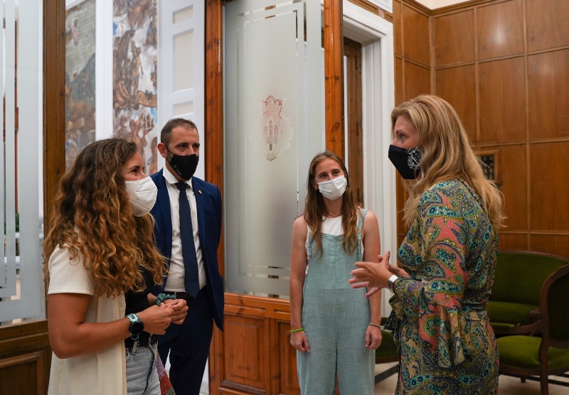 Recepción Isabel Rico