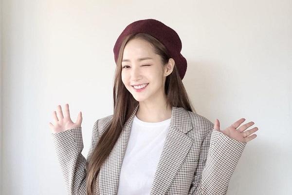Dikritik Gaya Park Min Young Di Her Private Life Disebut Mirip Secretary Kim Kapanlagi Com