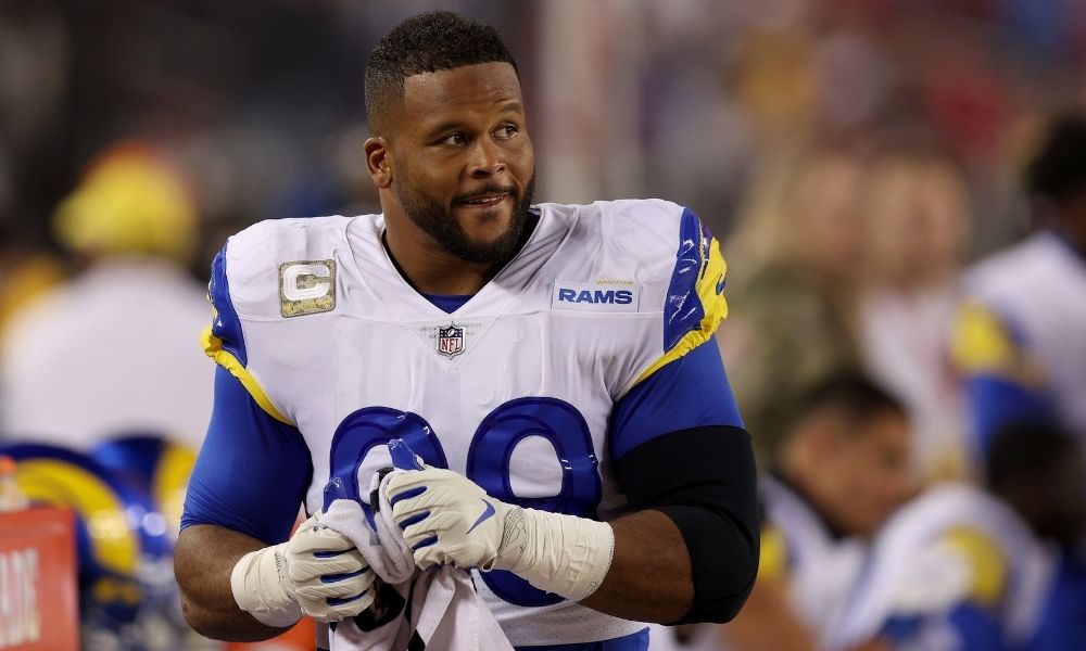 Look no further than the likes of peyton manning and tom brady to see how star quarterbacks can transcend sport and permeate mainstream pop culture. Draftkings Reaches Nflpa Nft Deal With Eye On Betting And Fantasy Integration Sportspro