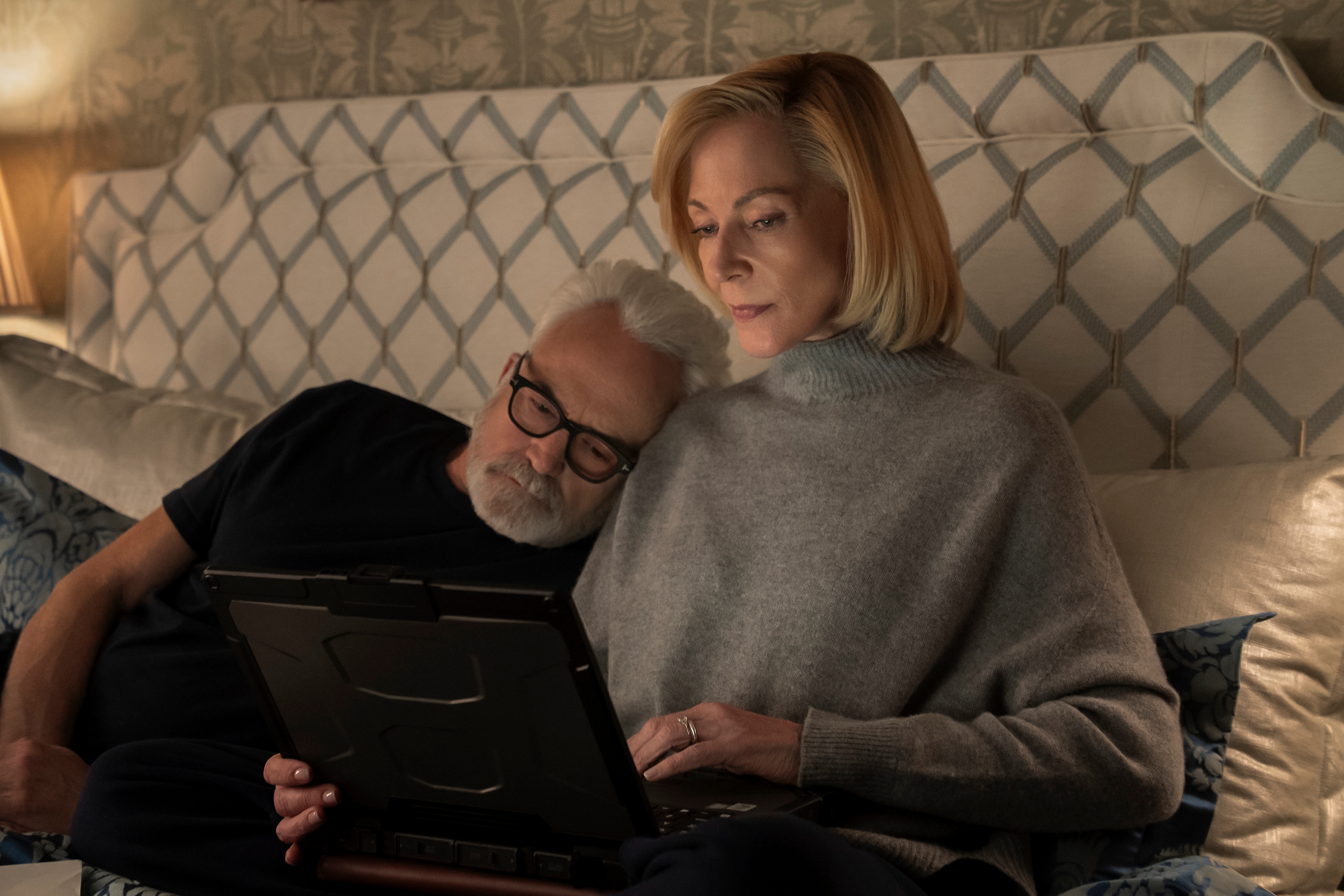 Allison Janney Won An Emmy For Playing The POTUS In ‘The Diplomat,’ Now She’s Ready For A Woman In The Oval Office — Emmys Backstage Allison Janney Won An Emmy For Playing The POTUS In ‘The Diplomat,’ Now She’s Ready For A Woman In The Oval Office — Emmys Backstage