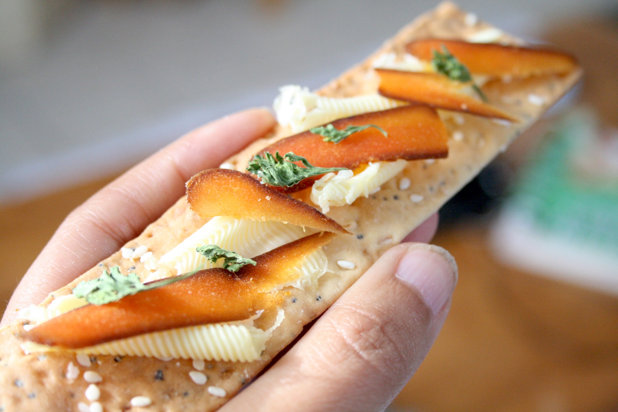 Bottarga/Karasumi/Wuyuzi, Butter, and Crackers