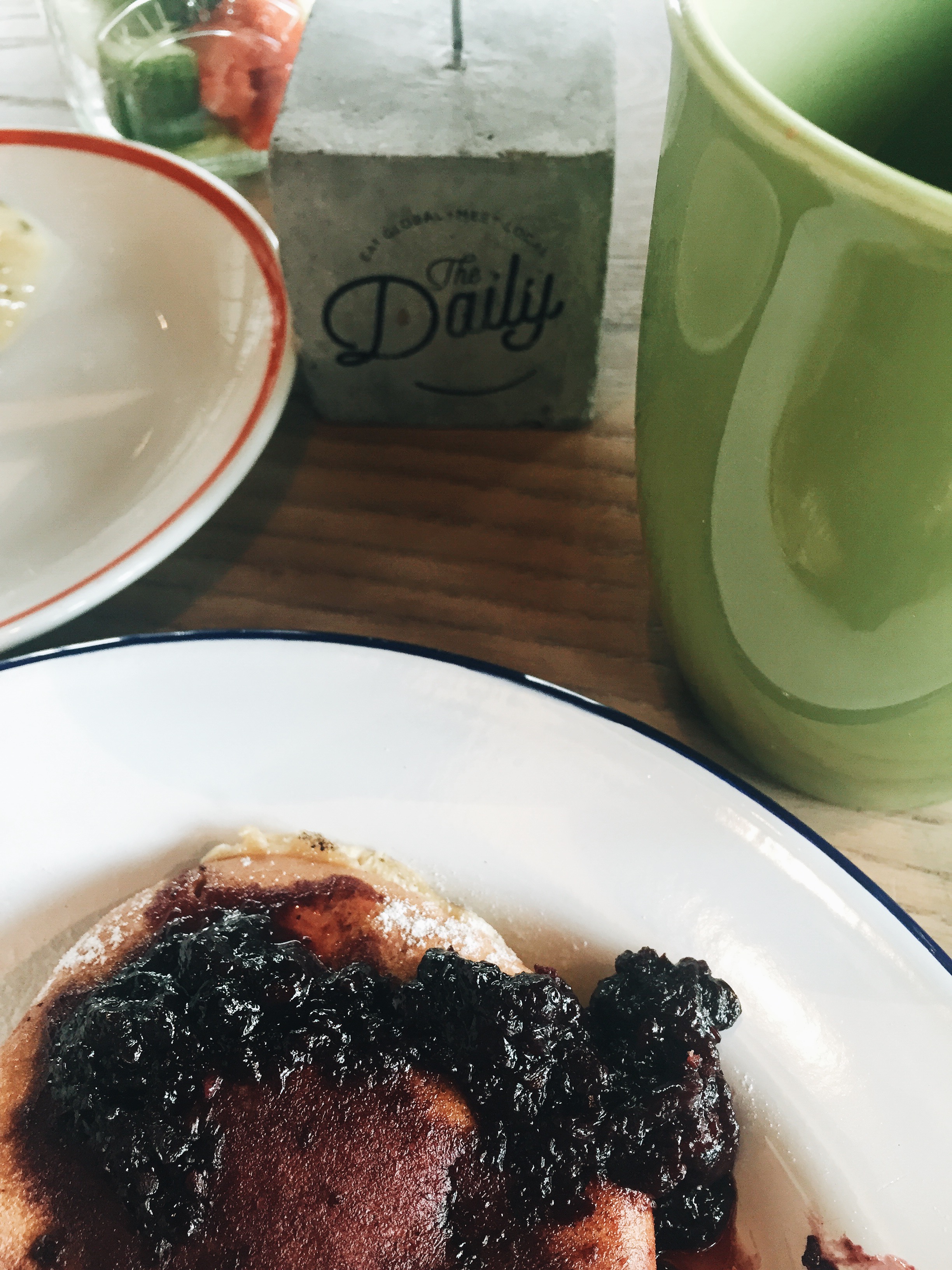 HMMM.. BLUEBERRY PANCAKES!