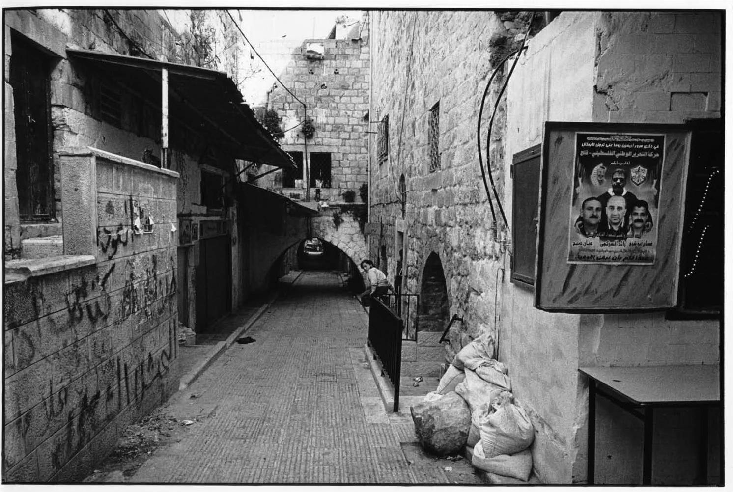 La gamine, Naplouse, Palestine, noir et blanc, argentique, Devals