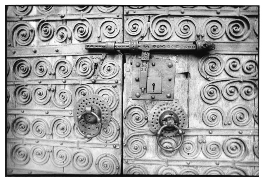 Volutes et verrou