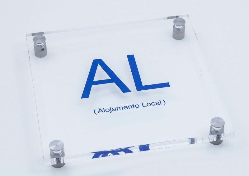Placa de Alojamento Local