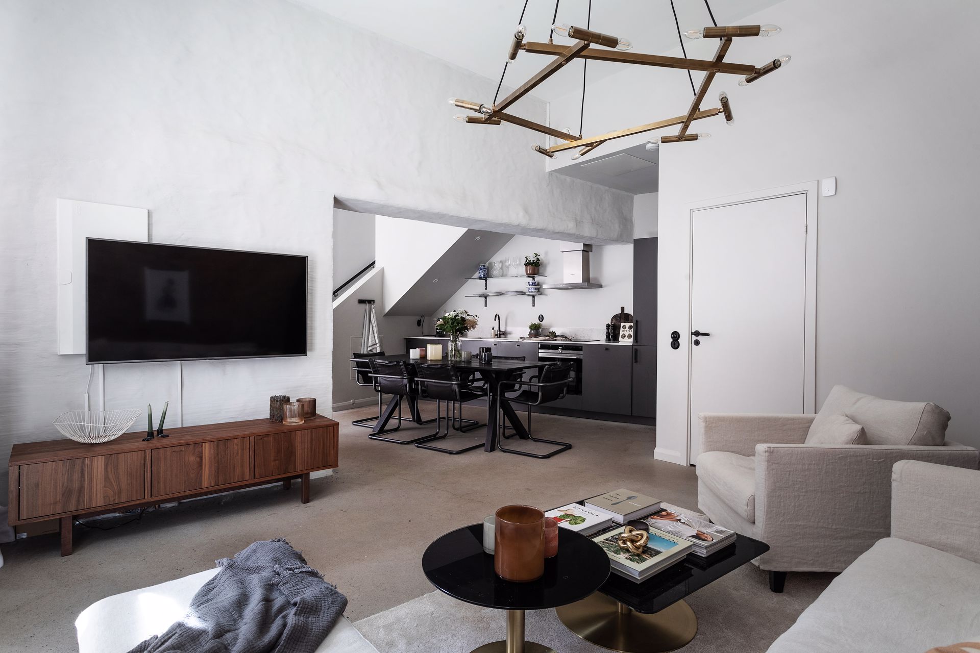 КВАРТИРА 88 КВ.М. - DECOR.CLOUD
