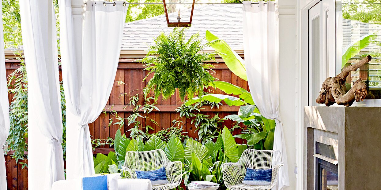The 7 best outdoor curtains to transform your space into a private