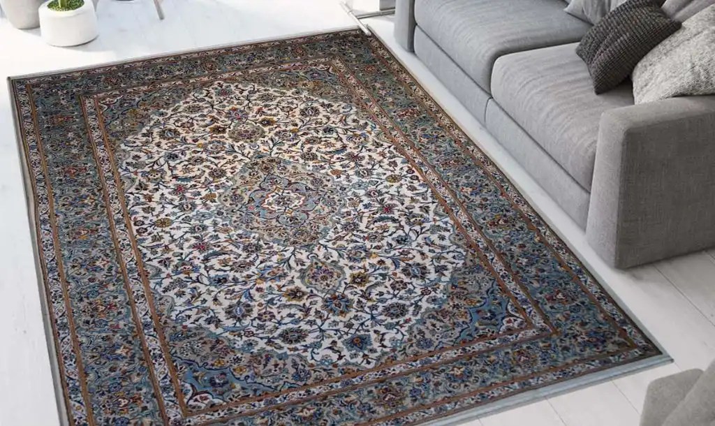 Traditional Kashan Persian rug