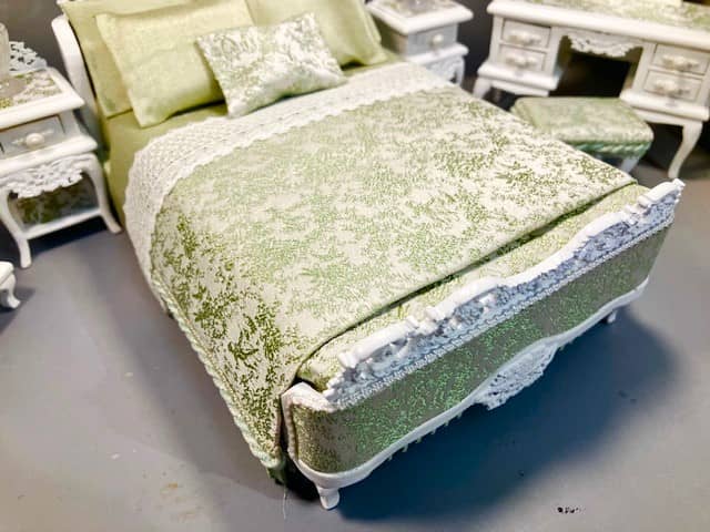 Duchess mint 1