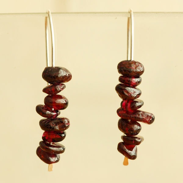ear_garnet_chip_02