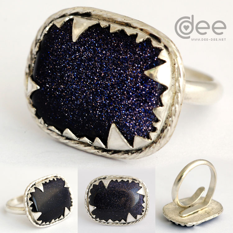 anel em prata com goldstone azul