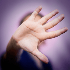 अकेली और उदास