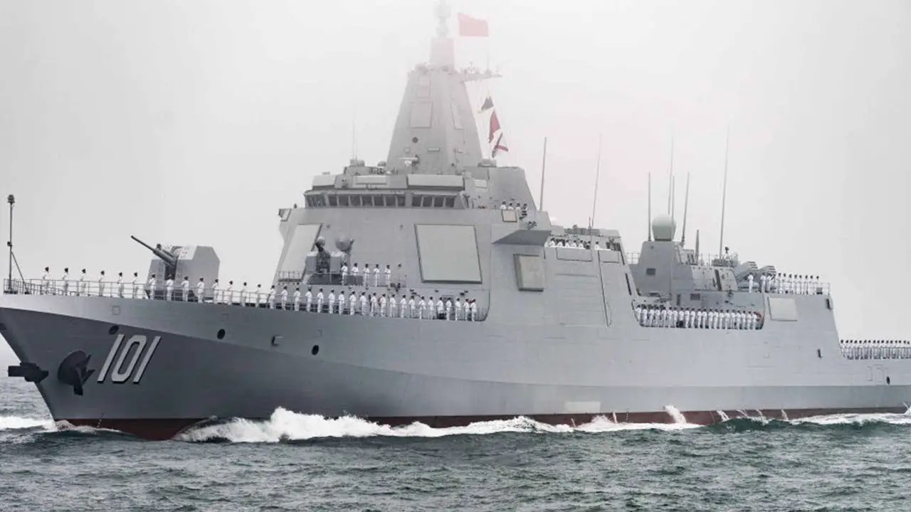 Chinas-Type-055-destroyer