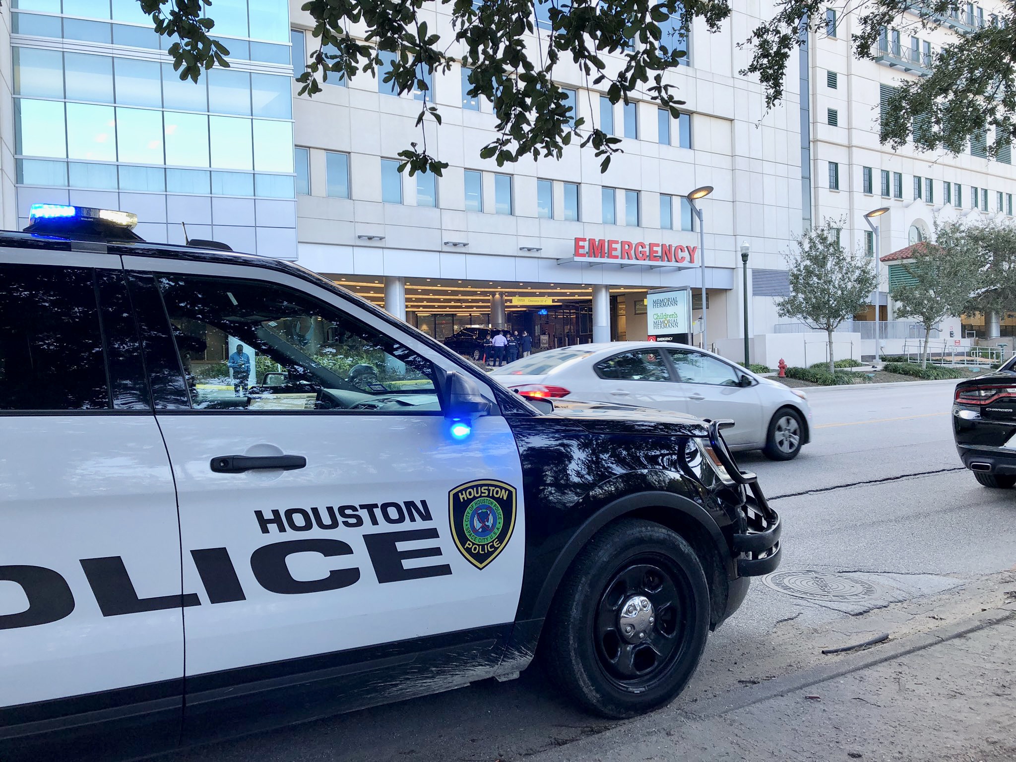 City Council okays Houston police union contract despite concerns