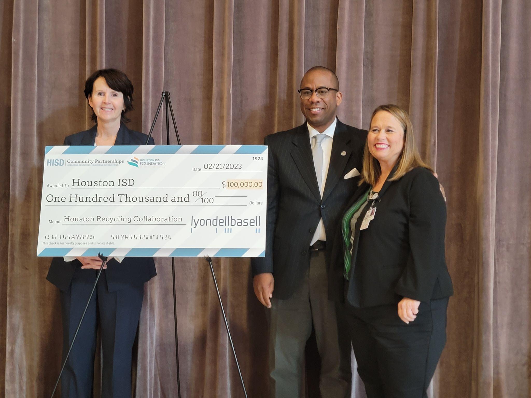 The HISD Zero Waste Project kick-off at Lantrip Elementary in collaboration with the city of Houston and business leaders from ExxonMobil, Lyondell Basel, Tricon.