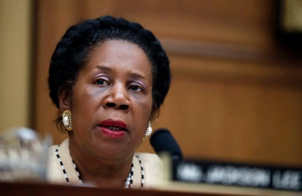 Headshot of U.S. Rep. Sheila Jackson Lee speaking at the mic