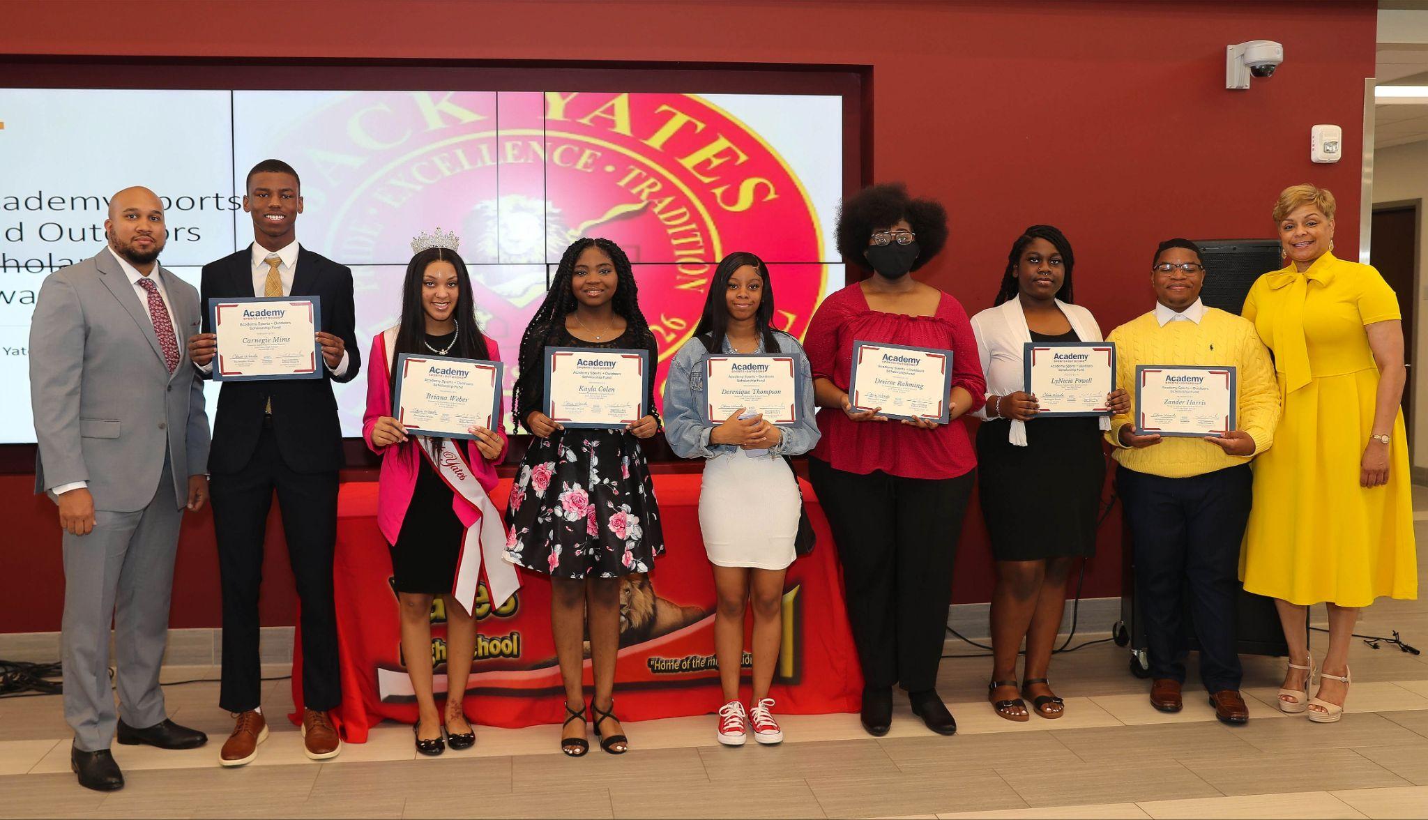 Academy donates 50K in scholarship funds to Yates HS