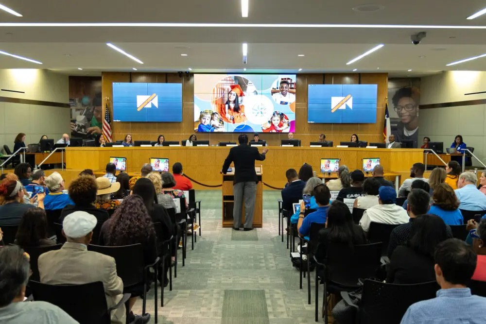 houston-isd-announces-family-events-dates-for-parents