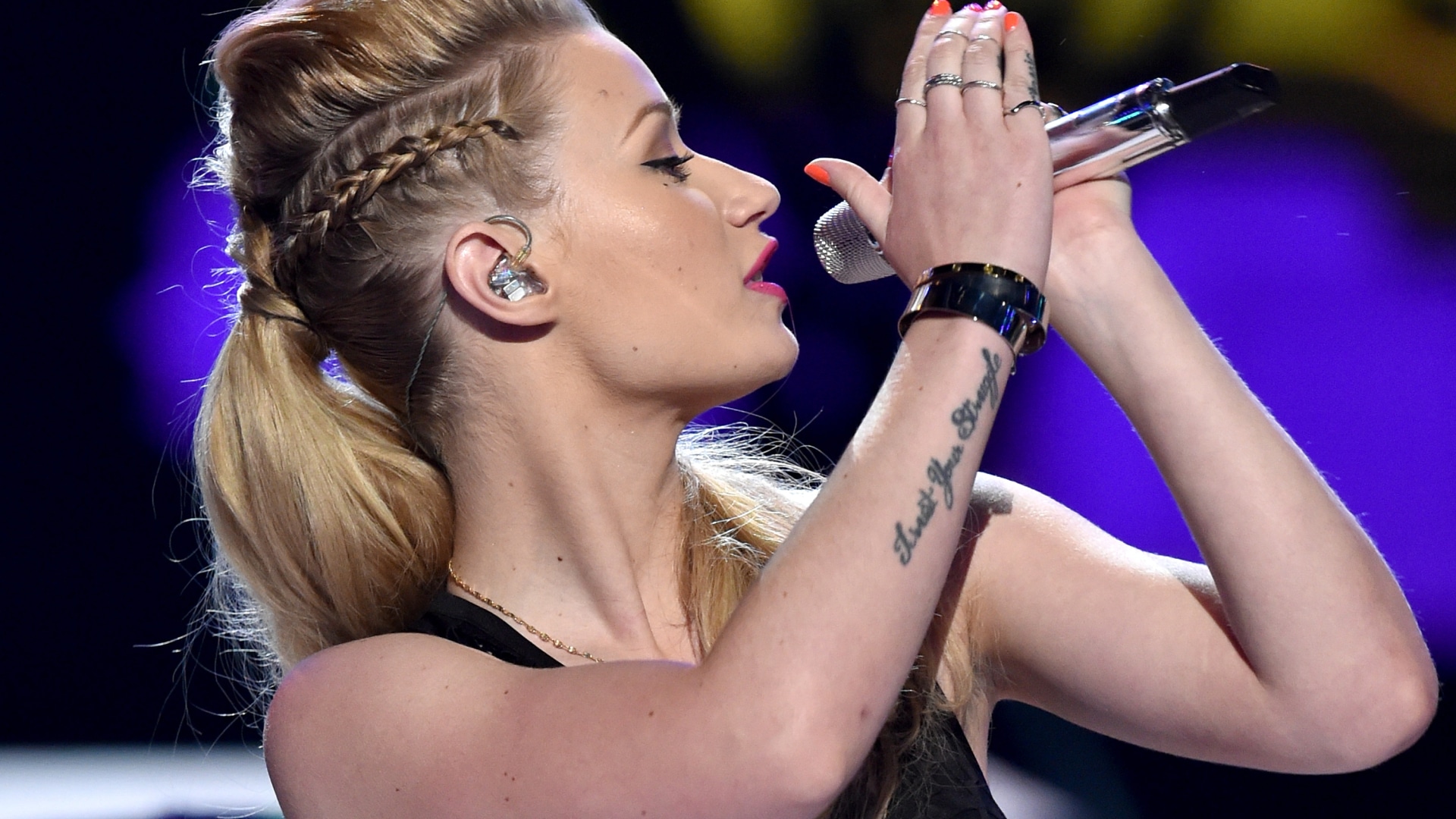 Iggy Azalea's Memecoin $MOTHER Faces Insider Trading Allegations