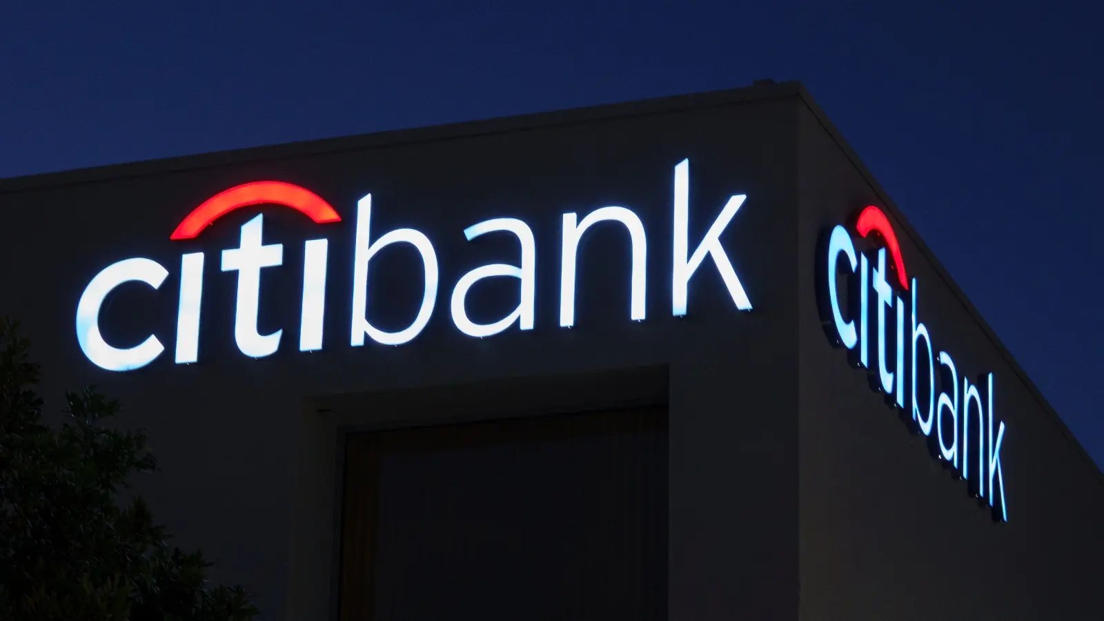 Citibank Faces Lawsuit Over Alleged Negligence in $20 Million Crypto Romance Scam