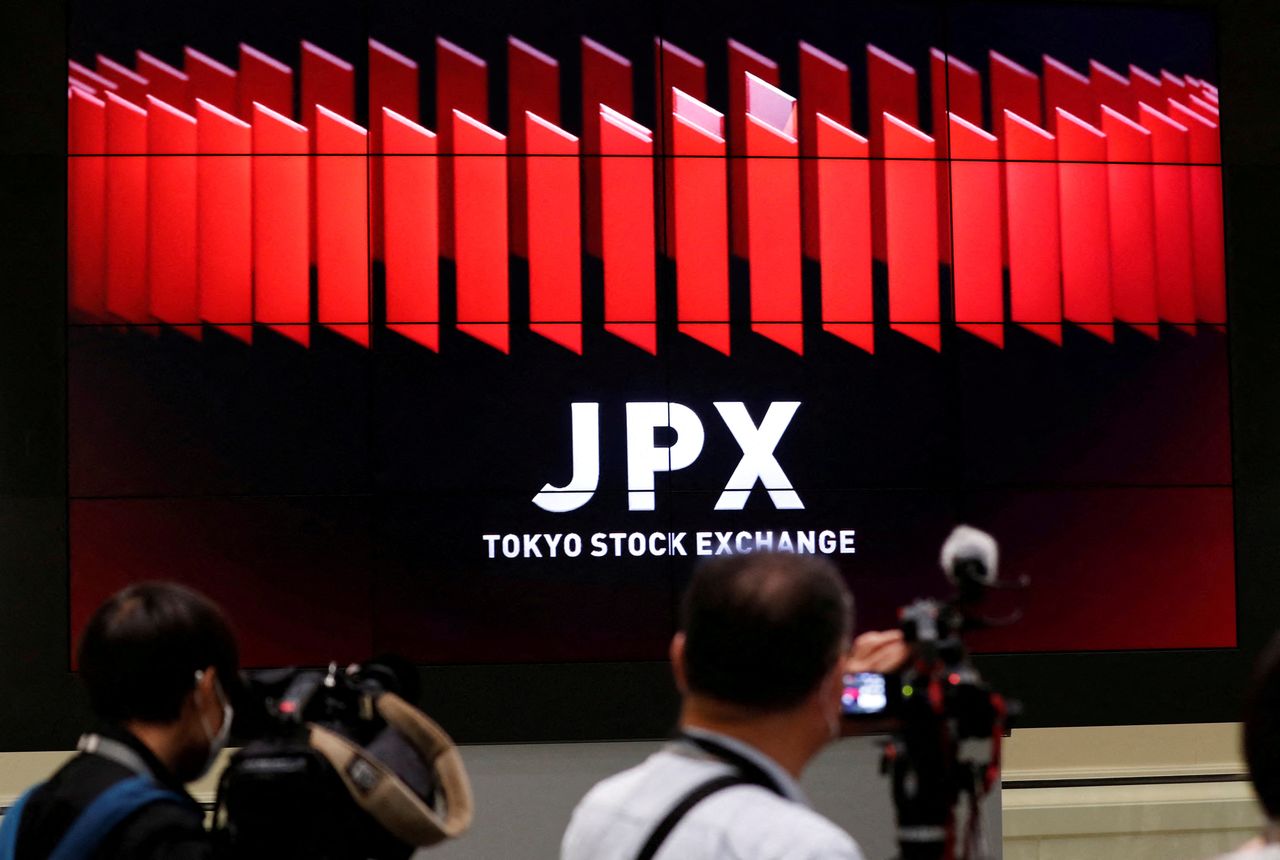 Japan Exchange Group Considers Measures to Limit Crypto-Hoarding by Listed Companies