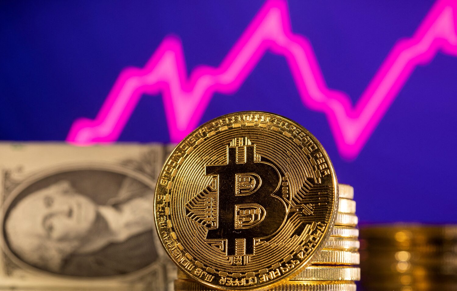 Crypto Flows to Suspected Trafficking Networks Jump 85% in 2025 — Chainalysis