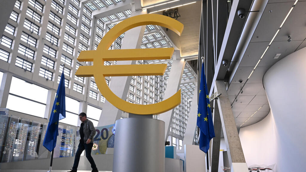 ECB Warns Against Rushing Into Euro Stablecoins as Digital Dollar Debate Intensifies