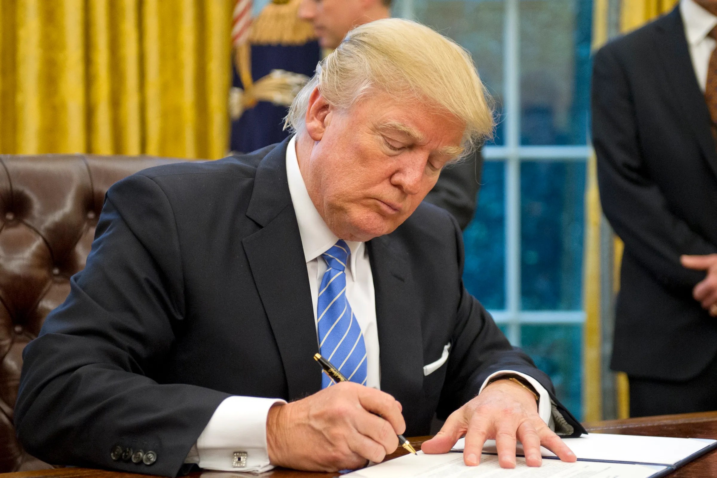 Trump Signs Executive Order to Advance Quantum Computing and Post-Quantum Cryptography