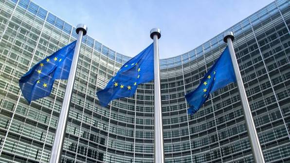 EU Parliament Wants to Expand Crypto Rules To DeFi, Staking, and NFTs