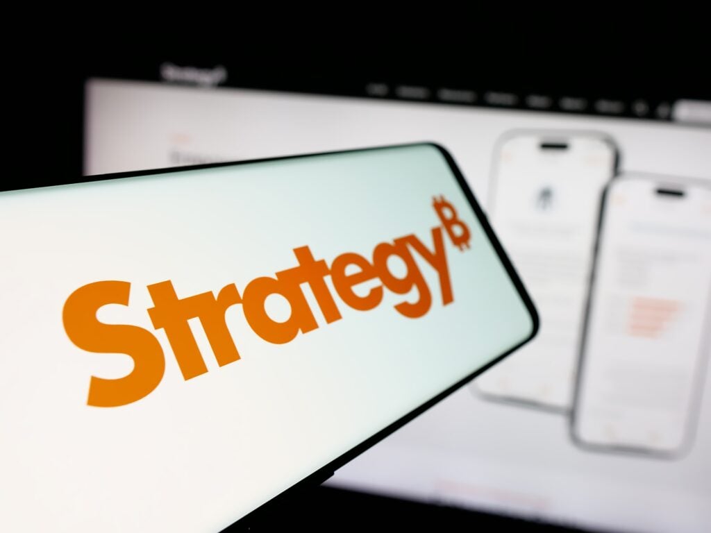 Strategy Raises $467M Through MSTR Share Sale, Keeps Bitcoin Holdings Unchanged