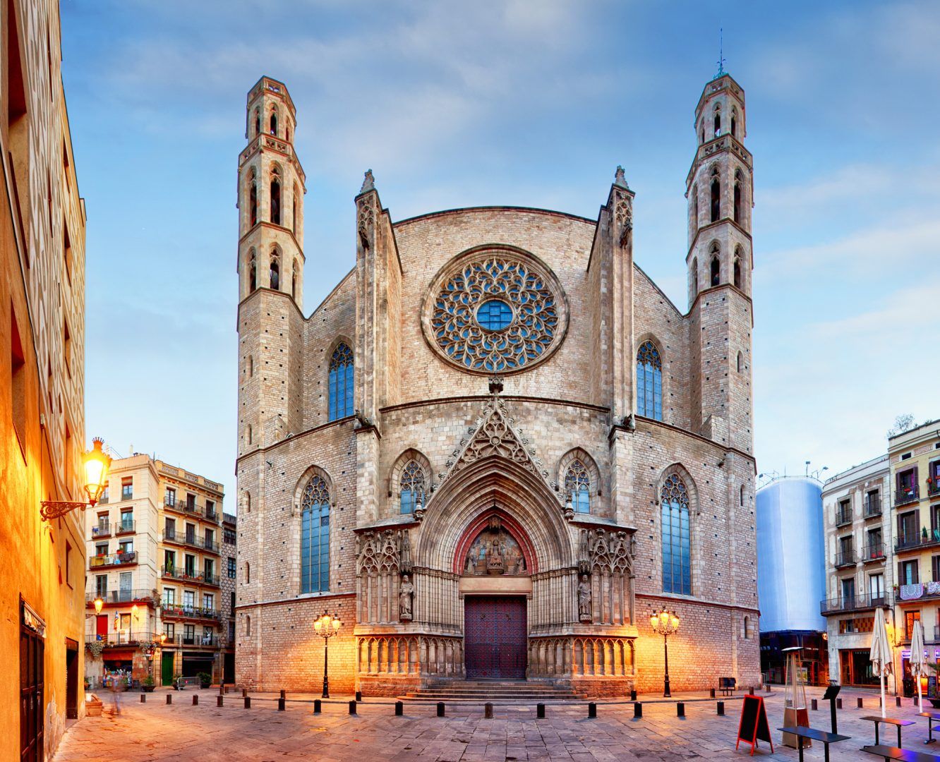 By the end of this article, you will have a much better idea of the best places for nightlife, sightseeing, budget, beaches, one night, four . The Best Area To Stay In Barcelona Rough Guides