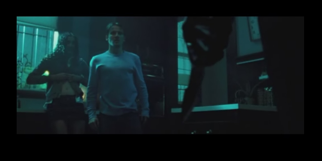 Por coincidência, mais uma trilha sonora feita por alguém do meio Industria...