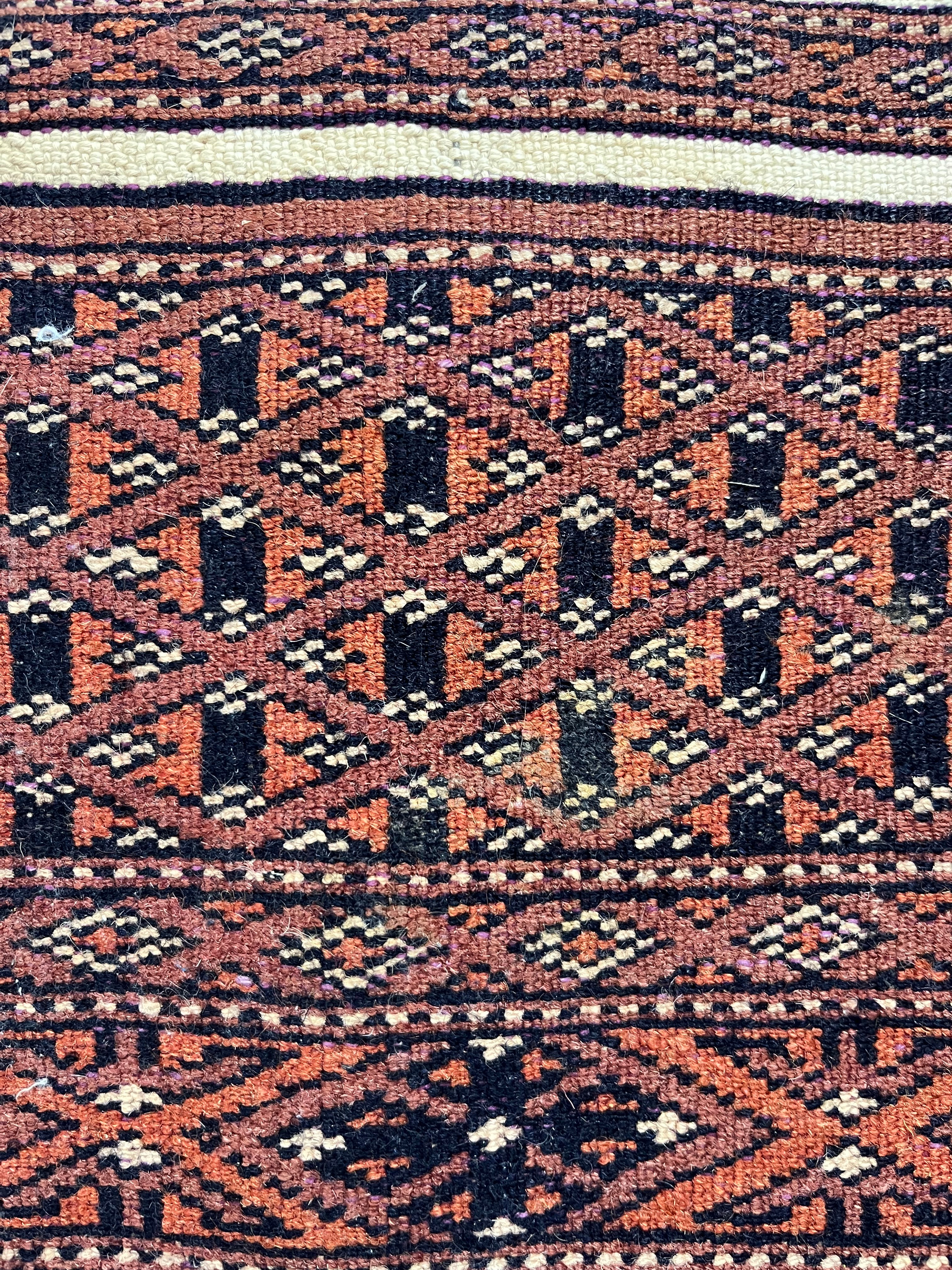 Covor oriental Afgan / Beluch, runner lucrat manual din lână, 122 x 65 cm, model tribal geometric Covoare