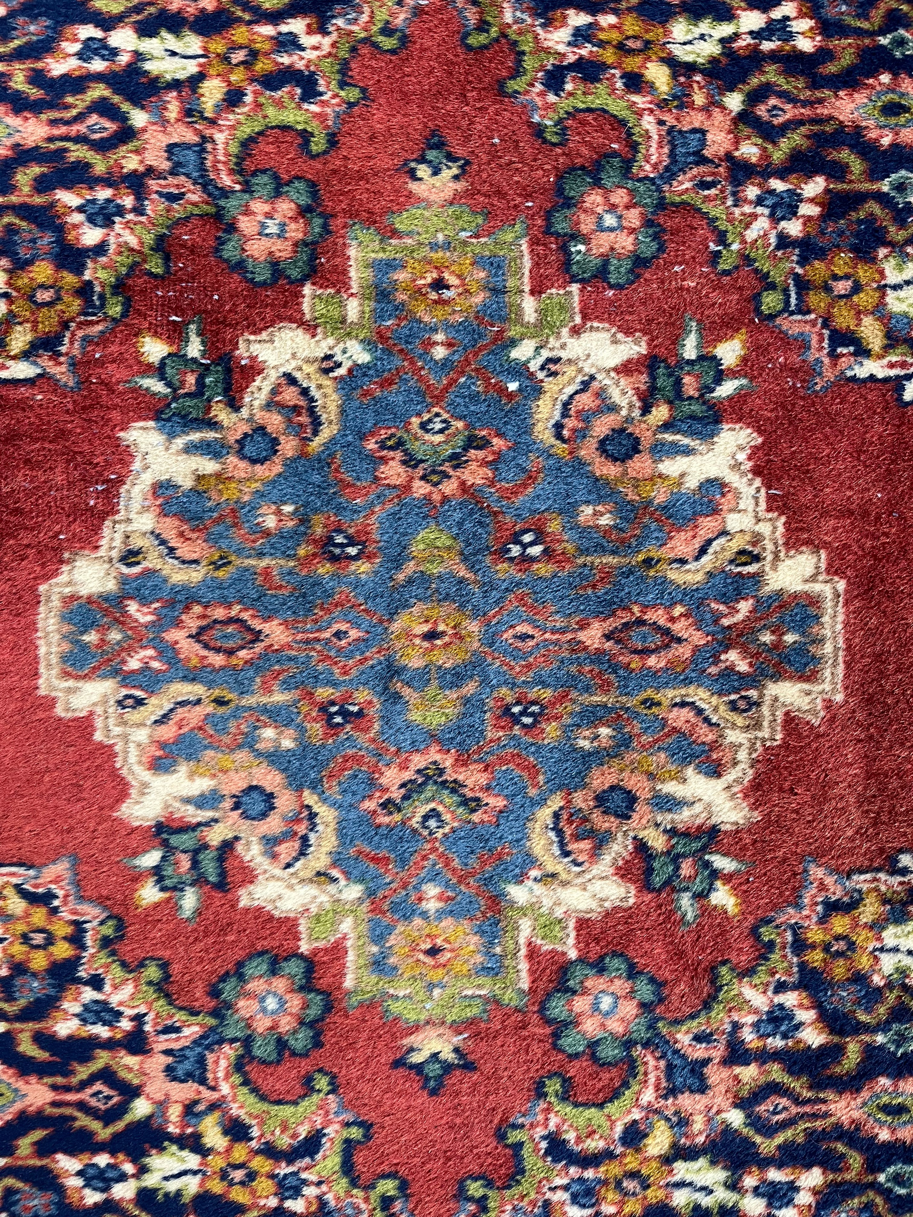 Covor oriental persan lucrat manual – model clasic Heriz / medallion, lână pe bumbac, sec. XX Covoare