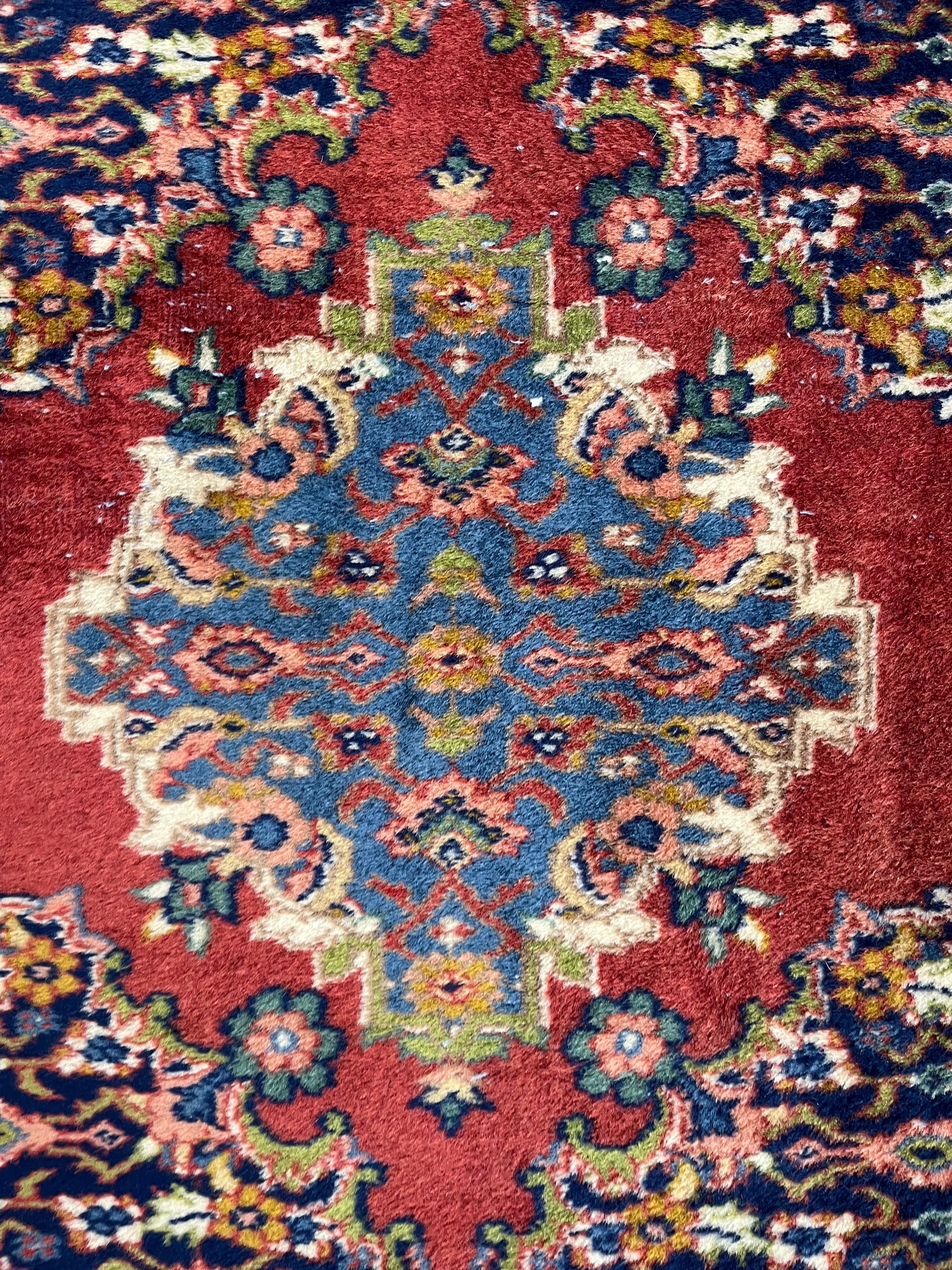 Covor oriental persan lucrat manual – model clasic Heriz / medallion, lână pe bumbac, sec. XX Covoare
