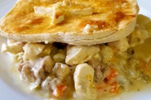 Classic Chicken Pot Pie served with 1 choice of veggie