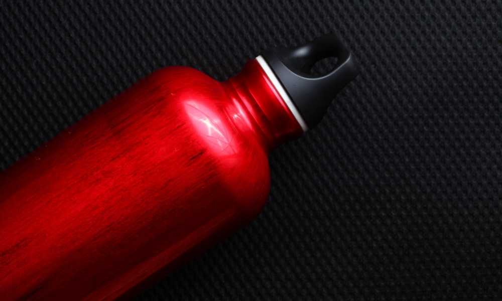 How to Clean a Metal Water Bottle Delight Jar