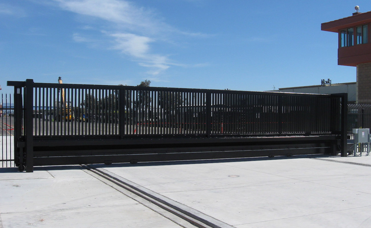 High-Security Sliding Crash Gate TT280 | Delta Scientific