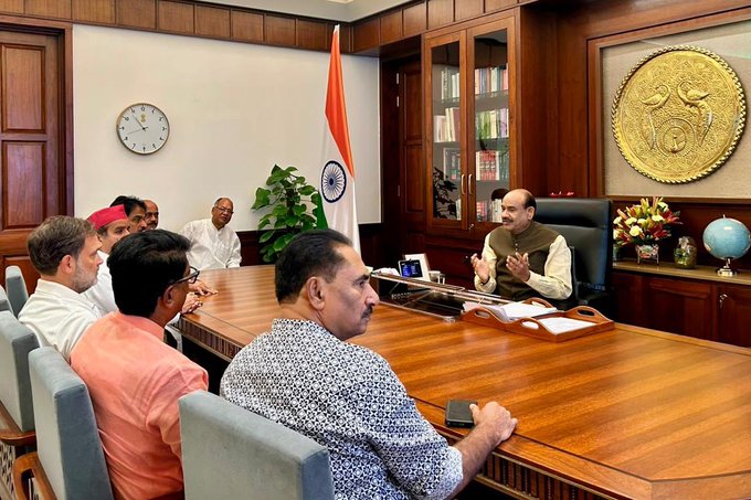 छात्रों के मुद्दों पर सदन में चर्चा के लिए तैयार हुई मोदी सरकार