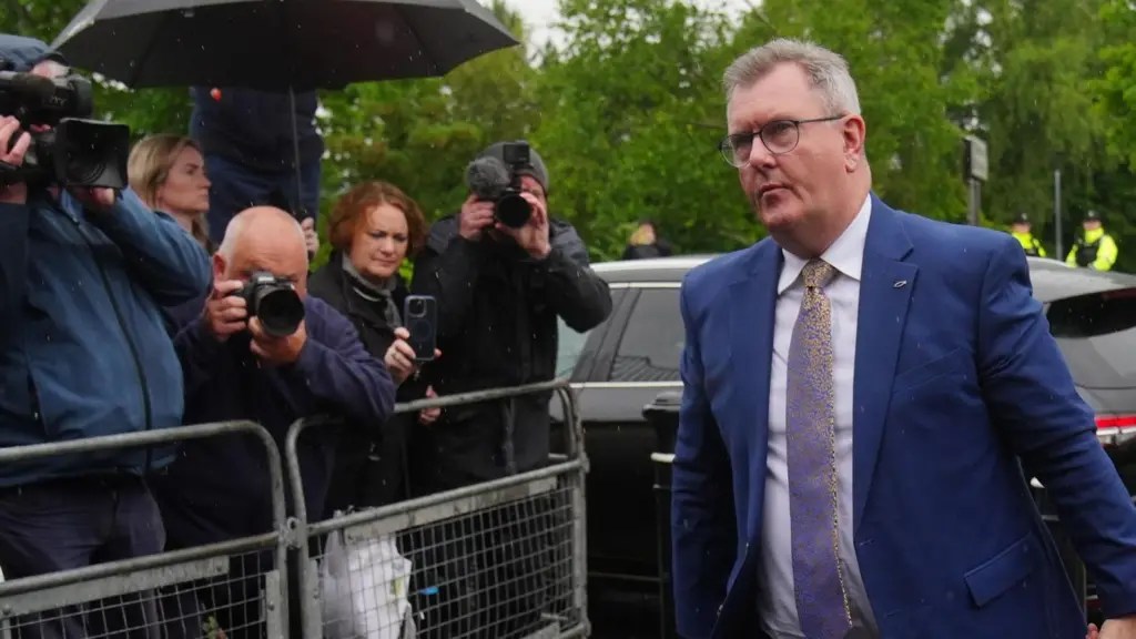 Jeffrey Donaldson sentenced to 15 years in prison for rape and child sex assaults