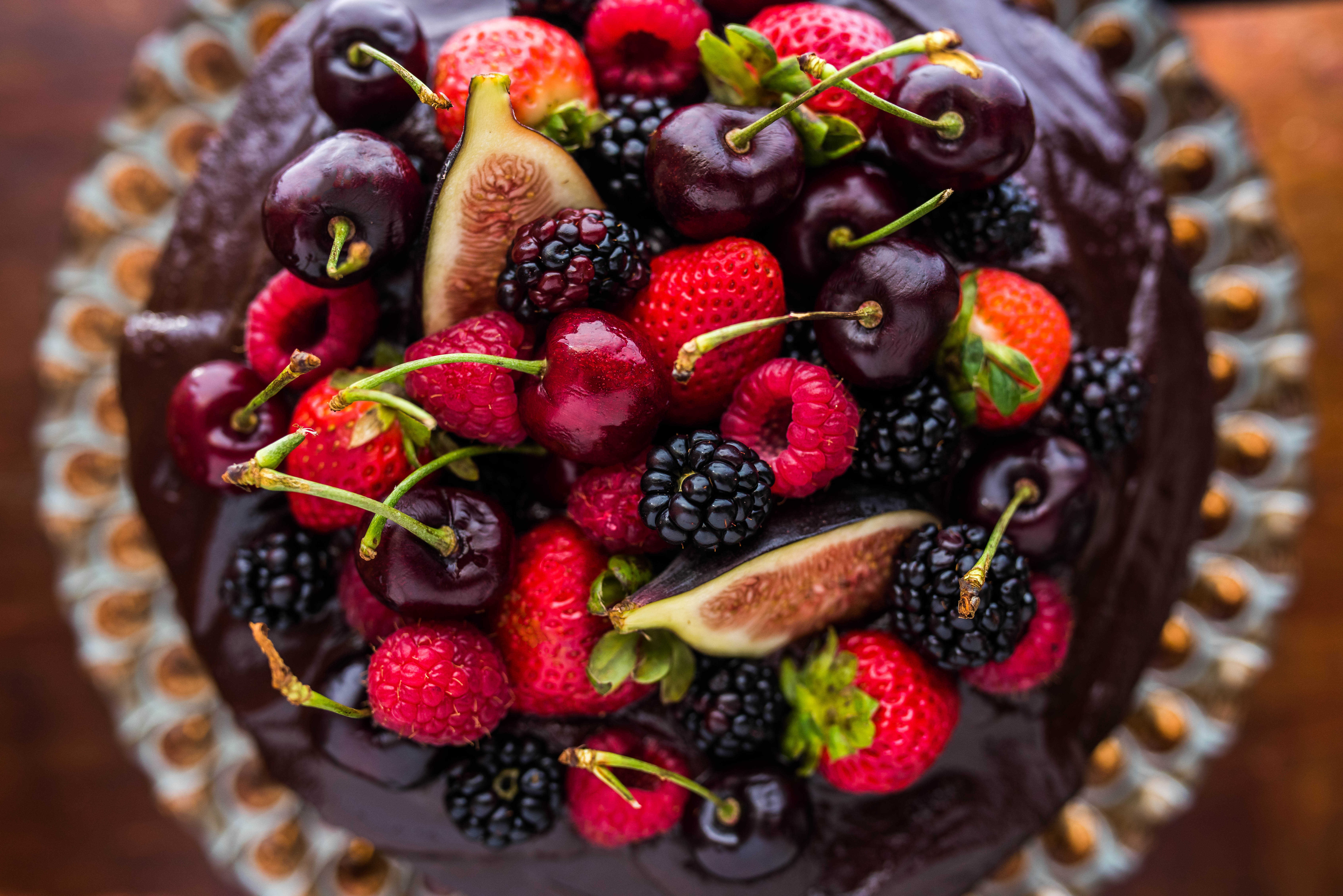 Chocolate Cherry Bailey's Cake - Dennis Prescott