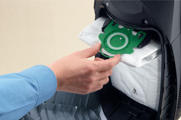 Miele Twist Dynamic U1 Upright Vacuum - Thumbnail 3