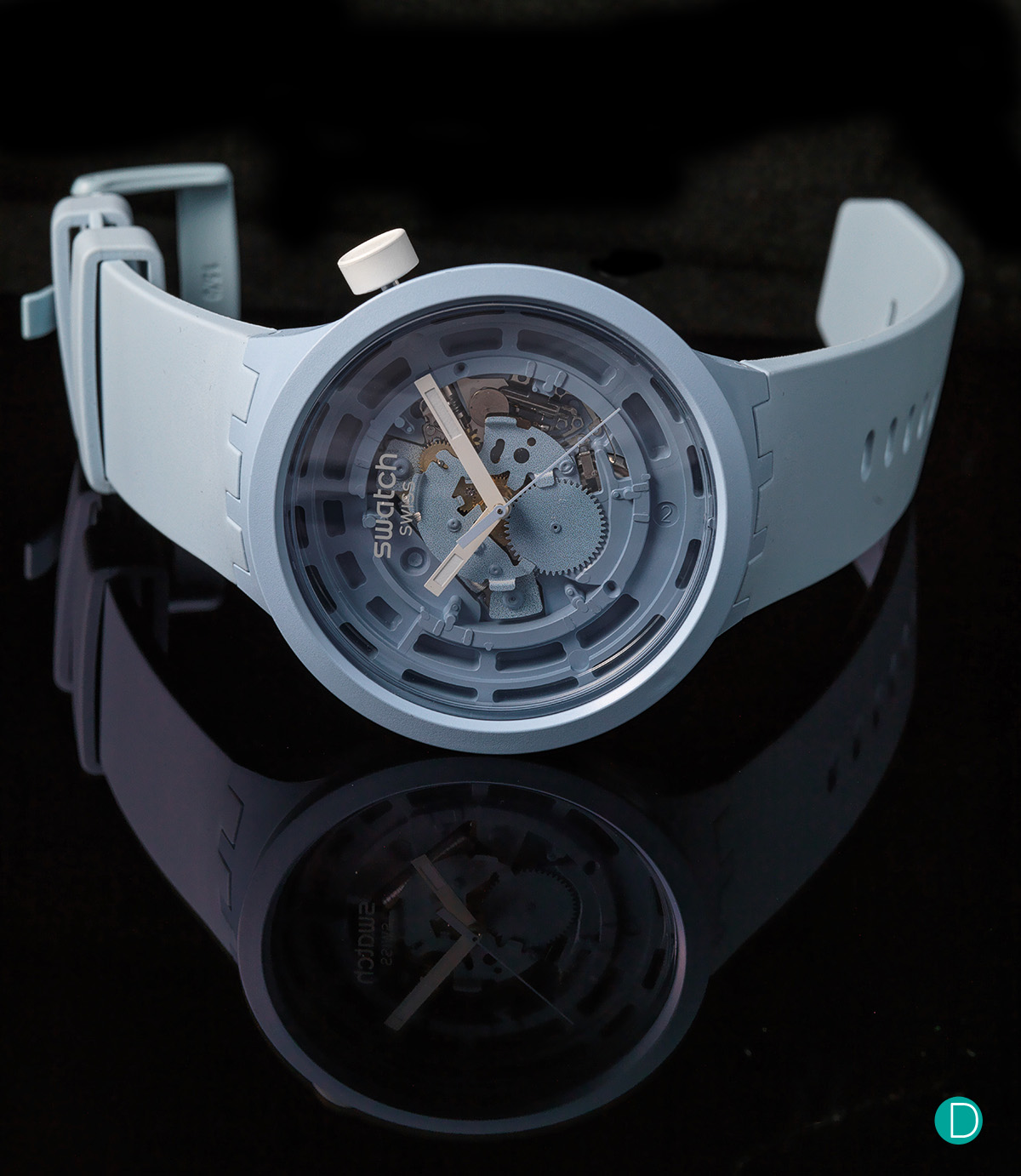 Sun’s Out, it’s summer time! Six cool watches that are well suited for the hot weather