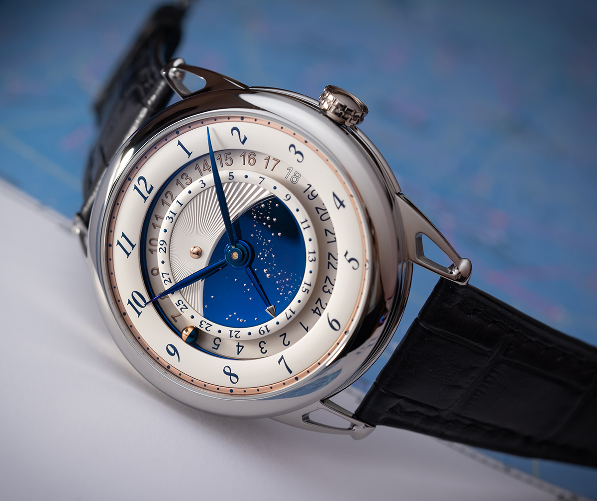 De Bethune invites you to travel with their new travel watch: the DB25GMT Starry Varius